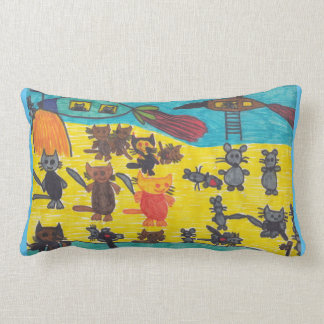 Cats' War Against Mice Pillow Lendenkissen