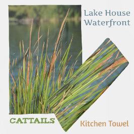 Cattails am Ufer des Sees Fotografie Geschirrtuch