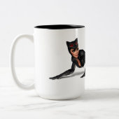 Catwoman Lurking Zweifarbige Tasse (Links)
