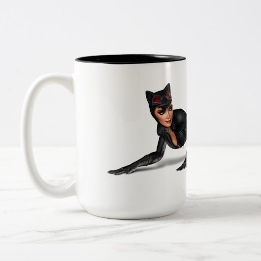 Catwoman Lurking Zweifarbige Tasse (Links)