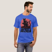 Catzilla Fierce Feline Monster Retro T-Shirt (Vorne ganz)