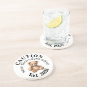 CAUTION new Grandpa alert- Teddy Baby Announcement Getränkeuntersetzer (Seite)