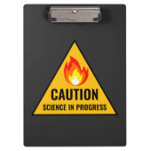 Caution Science in Progress Klemmbrett (Vorderseite)