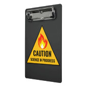 Caution Science in Progress Mini Klemmbrett (Gewinkelt2)
