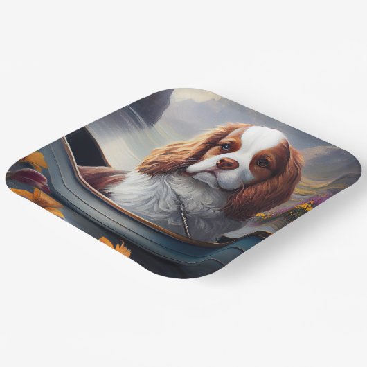 Cavalier King auf einem Paddel: Ein Landschaftlich Pappteller (Gewinkelt)