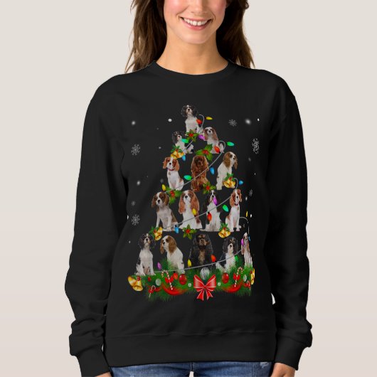 Cavalier King Charles Spaniel Christmas Tree Light Sweatshirt (Vorderseite)