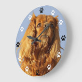 Cavalier King Charles Spaniel Dog - Paw Print Time Große Wanduhr (Winkel)
