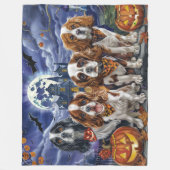 Cavalier King Charles Spaniel Halloween Spooky Fleecedecke (Vorderseite)
