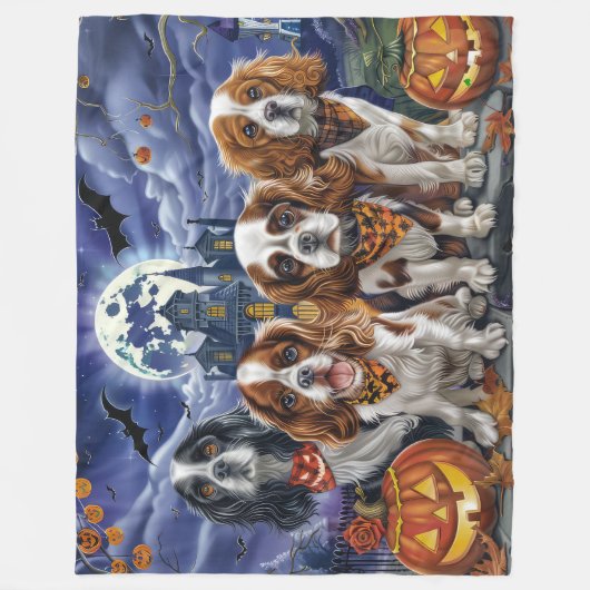 Cavalier King Charles Spaniel Halloween Spooky Fleecedecke (Vorderseite)