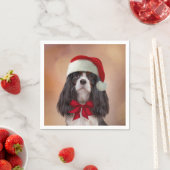 Cavalier King Charles Spaniel in rotem Hut von San Serviette (Beispiel)