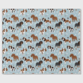 Cavalier King Charles Spaniel Paws and Bones Geschenkpapier (Flach)