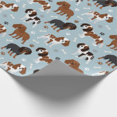 Cavalier King Charles Spaniel Paws and Bones Geschenkpapier (Ecke)