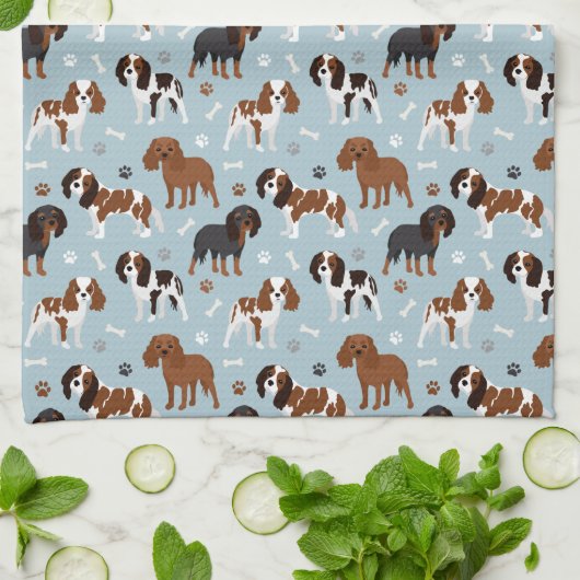 Cavalier King Charles Spaniel Paws and Bones Geschirrtuch (Gefaltet)