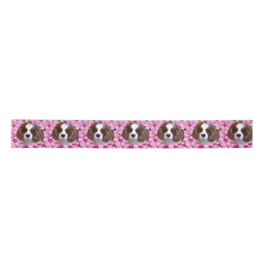 Cavalier King Charles Spaniel Peonies Satinband (Vorderseite)
