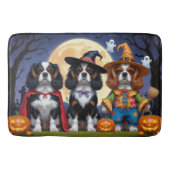 Cavalier King Charles Spaniel Pumpkin Halloween Badematte (Vorderseite)