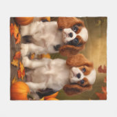 Cavalier King Charles Spaniel Puppy Autumn Pumpkin Fleecedecke (Vorderseite (Horizontal))