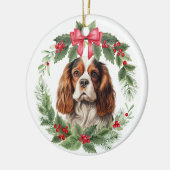 Cavalier King Charles Spaniel Red Bow Holly Wreath Keramik Ornament (Links)