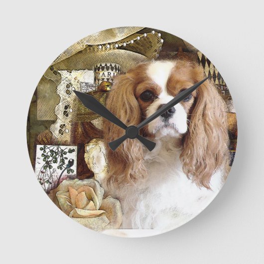Cavalier King Charles Spaniel Runde Wanduhr (Vorderseite)