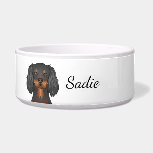 Cavalier King Charles Spaniel Schwarz und Tan & Na Napf