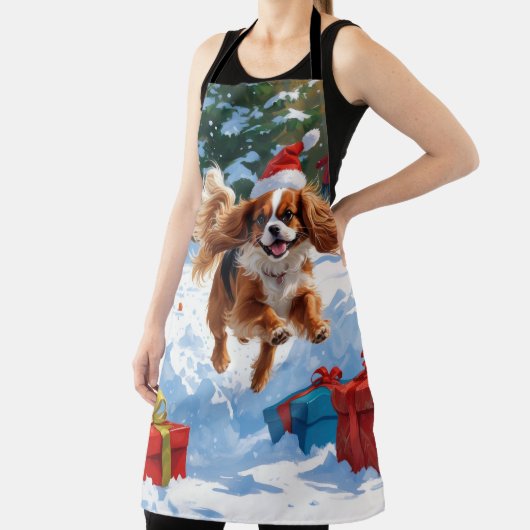 Cavalier King Charles Spaniel Snow mit Weihnachten Schürze (InSitu)