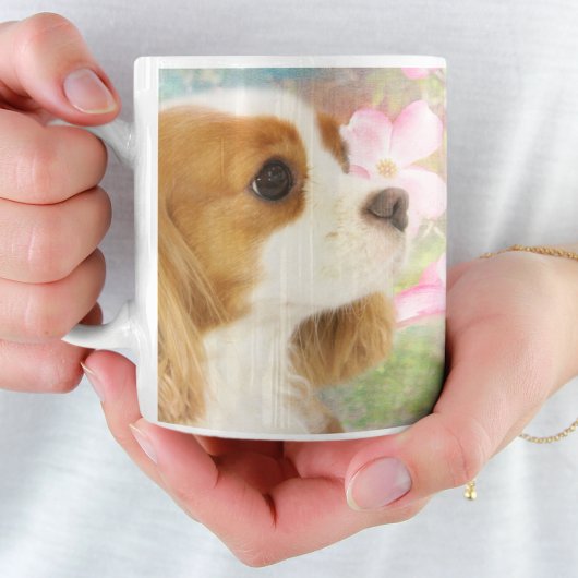 Cavalier King Charles Spaniel Tasse mit Frühlingsb