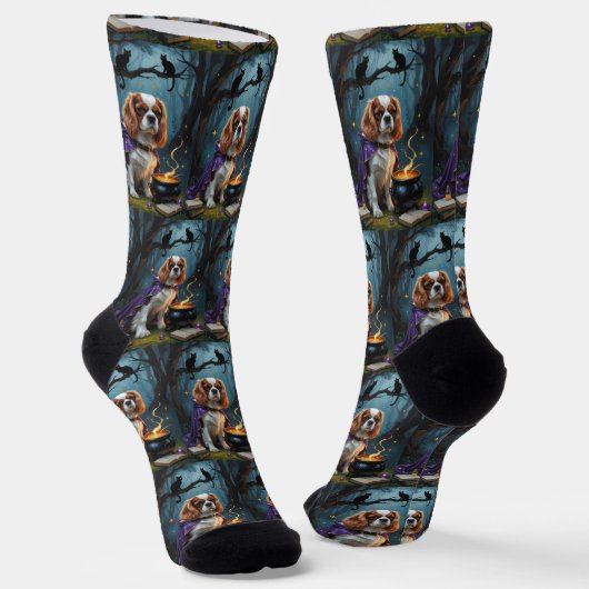 Cavalier King Charles Spaniel Whimsical Halloween Socken (Gewinkelt)