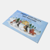 Cavalier King Charles Spaniels Gebäude a Snowman Fußmatte (Schrägansicht)