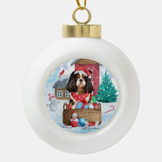 Cavalier King Dog im Schnee Weihnachtshundehaus Keramik Kugel-Ornament (Vorderseite)