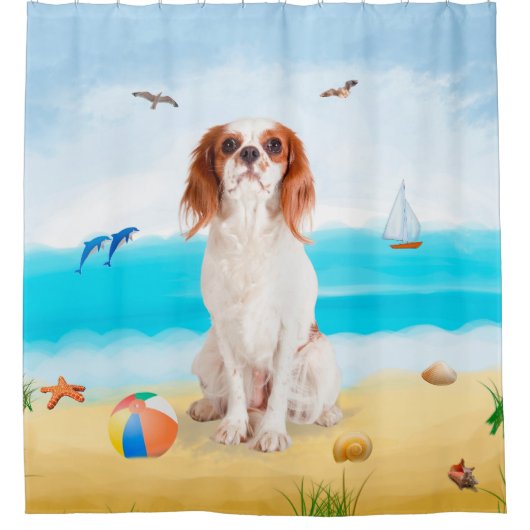 Cavalier King Dog on Beach Duschvorhang (Vorderseite)
