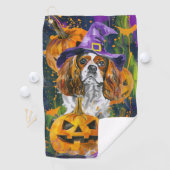 Cavalier King Hund Halloween Hexe und Kürbis Golfhandtuch (Insitu)