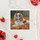Cavalier King im Herbst Leaves Fall Inspiriert Serviette (Beispiel)
