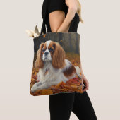 Cavalier King im Herbst Leaves Fall Inspiriert Tasche (Von Nahem)