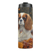Cavalier King im Herbst Leaves Fall Inspiriert Thermosbecher (Vorderseite)