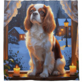 Cavalier King mit Weihnachtsbeleuchtung Urlaub Duschvorhang (Vorderseite)