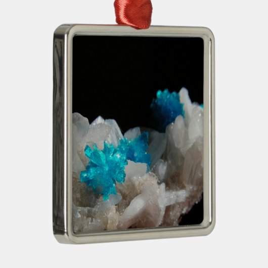 Cavansite auf Stilbite Ornament Aus Metall (Rechts)