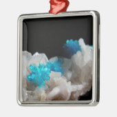 Cavansite auf Stilbite Ornament Aus Metall (Links)