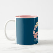 Cave Junction Oregon Retro Bear Zweifarbige Tasse (Links)