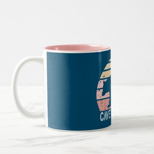 Cave Junction Oregon Retro Bear Zweifarbige Tasse (Links)