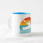 Cayuga Lake New York Kayak Zweifarbige Tasse (Vorderseite Links)