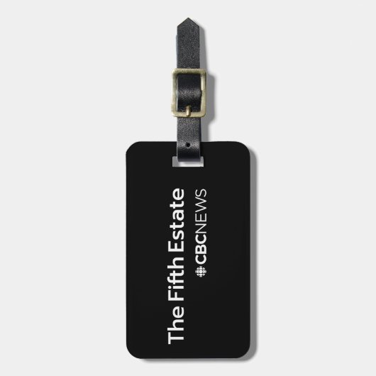 CBC Das fünfte Anwesen Gepäckanhänger (Vorderseite vertikal)