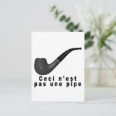 Ceci n'est pas une pipe scribble Shirt.png Postkarte (Stehend Vorderseite)