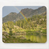 Cecret Lake mit Regenbogen über das Schloss von De Mousepad (Vorne)