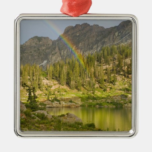 Cecret Lake mit Regenbogen über dem Devil's Castle Silbernes Ornament (Vorne)