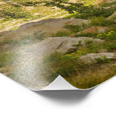 Cecret Lake mit Regenbogen über dem Schloss Devil, Fotodruck (Ecke)