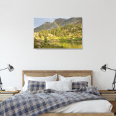 Cecret Lake mit Regenbogen über dem Schloss Devil, Leinwanddruck (Insitu (Schlafzimmer))