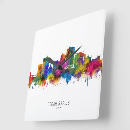 Cedar Rapids Iowa Skyline Quadratische Wanduhr (Winkel)