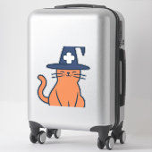 Celebrate Fall mit Feline Drehung - One Spooky Nu Aufkleber (Koffer)