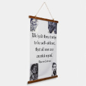 CELEBRATE FREEDOM WANDTEPPICH MIT HOLZRAHMEN (Gewinkelt)