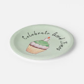 Celebrate Good Times Cupcake Green Pappteller (Schrägansicht)