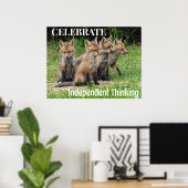 Celebrate Independent Thinking Foxes Poster (Heimbüro)